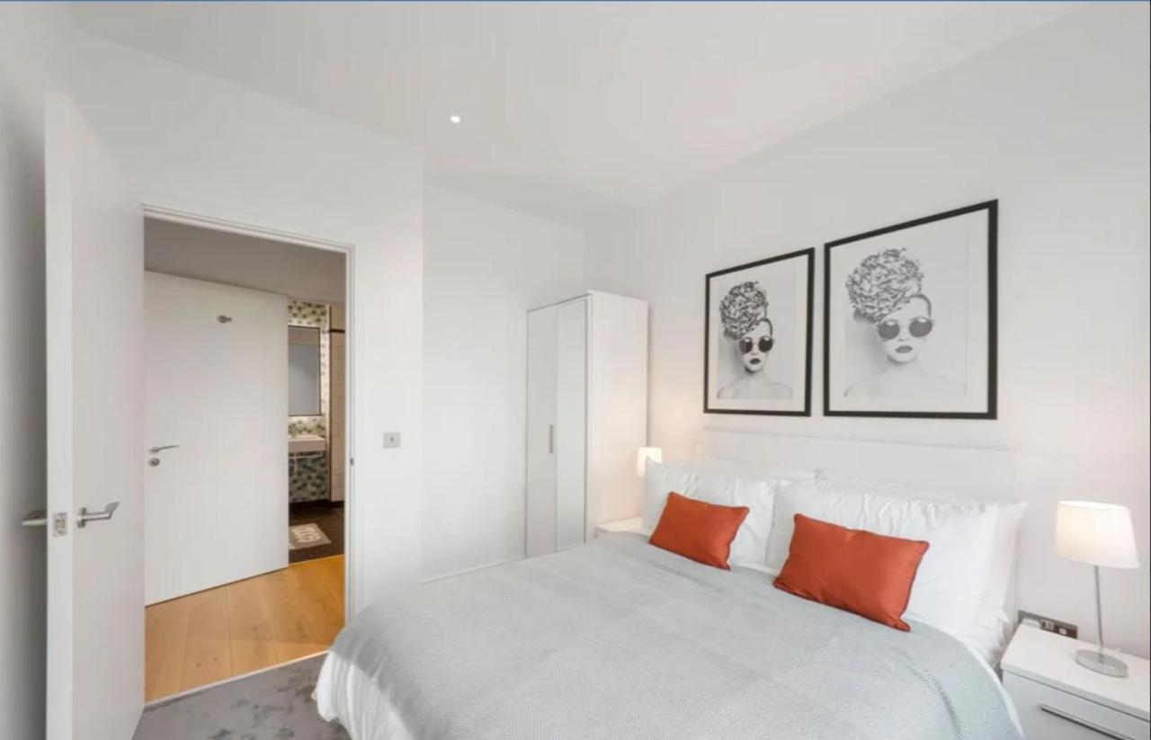 Ces Livings Habitación en casa particular Londres